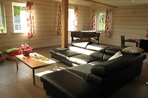 Rustic Retreat, Ovifat