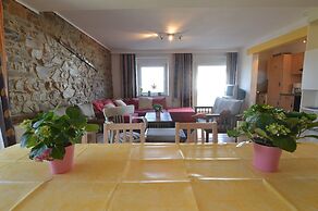 Apartment in Halenfeld-amel With Terrace