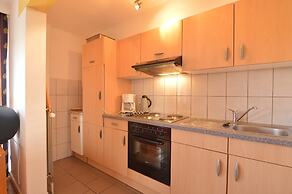 Apartment in Halenfeld-amel With Terrace