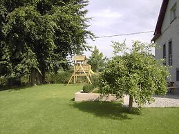 Apartment in Halenfeld-amel With Terrace