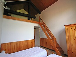 Luxurious Mansion in Neblon-le-pierreux With Pool