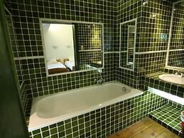 Luxurious Mansion in Neblon-le-pierreux With Pool