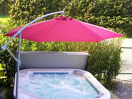 Apartment With Pool and Sauna