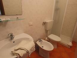 Villa ad Apecchio con Bosco