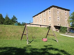 Villa ad Apecchio con Bosco