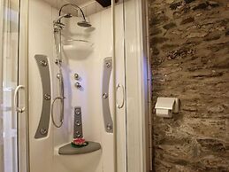 Cottage in Baillamont With Terrace