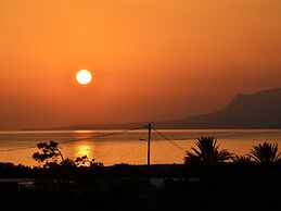 Beautiful Spacious Villa Near Makry Gialos