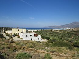 Beautiful Spacious Villa Near Makry Gialos