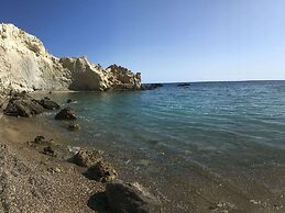 Beautiful Spacious Villa Near Makry Gialos