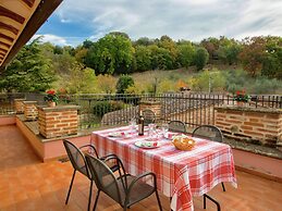 Belvilla by OYO Paladue