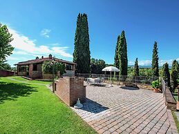 Belvilla by OYO Paladue