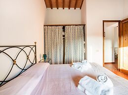 Apartment With Swimming Pool in San Casciano