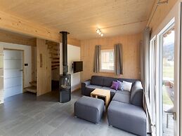 Inviting Chalet With Whirlpool