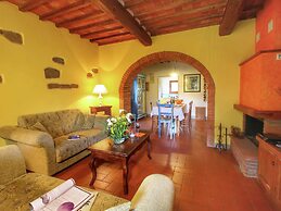 Belvilla by OYO Fienile