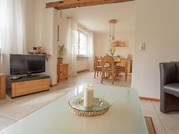 Comfortable Holiday Home Manderscheid With Garden