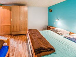 Charming Farmhouse in Brisy