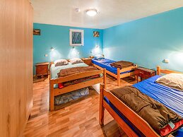 Charming Farmhouse in Brisy