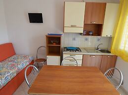 Belvilla by OYO Lido Estensi Trilo Doria