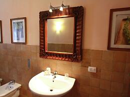 Belvilla by OYO Chic Farmhouse With Terrace