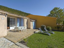 Charming Villa in Castellane