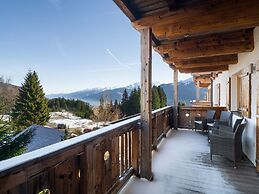 Holiday Home With Snow Covered Views