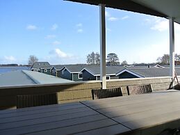 Modern Lodge in Centre of Giethoorn