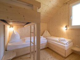 Chalet in the ski Area