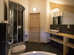 Chalet in the ski Area