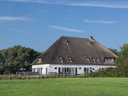 Peaceful Farmhouse in De Cocksdorp near Sea