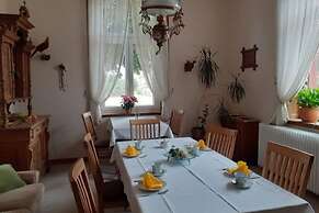 Apartment With Garden Next to a Farm