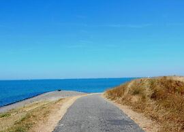 Modern Villa nr Lake Veere