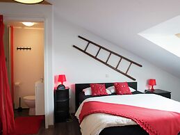 Luxury Villa in Stavelot with Hot Tub