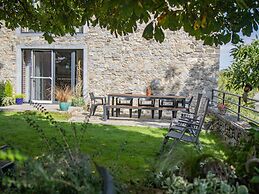 Charming Cottage in Gimnee