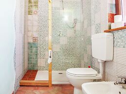 Cozy Cottage in Portomaggiore near Lake