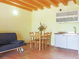 Cozy Cottage in Portomaggiore near Lake