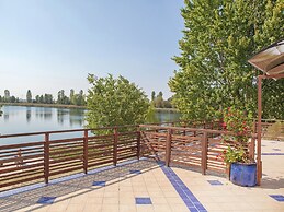 Cozy Cottage in Portomaggiore near Lake