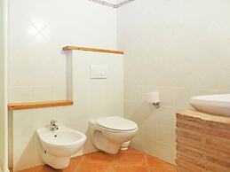 Cozy Cottage in Portomaggiore near Lake