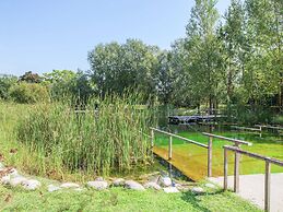 Cozy Cottage in Portomaggiore near Lake