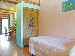 Cozy Cottage in Portomaggiore near Lake