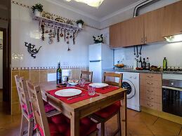 This Warm and Comfortable Apartment