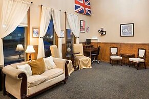 Capital O Amerihost Inn and Suites Kingdom City Hwy 54 MO