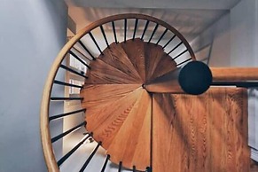 Luxurious Private Suites in Downtown Charleston