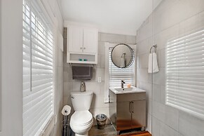 Luxurious Private Suites in Downtown Charleston