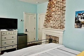 Luxurious Private Suites in Downtown Charleston