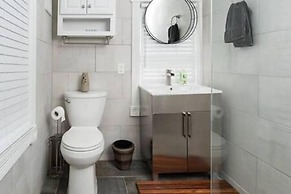 Luxurious Private Suites in Downtown Charleston