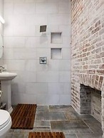 Luxurious Private Suites in Downtown Charleston