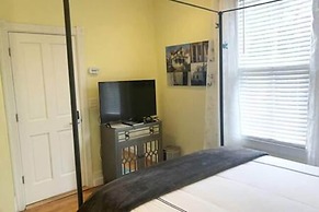 Luxurious Private Suites in Downtown Charleston