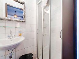 Brabant Mansion for Groups