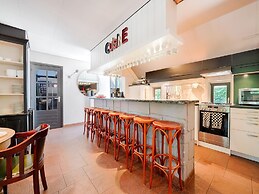 Brabant Mansion for Groups