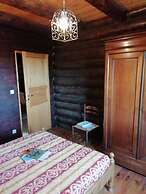 Chalet Near Lake and Pool in Quend-plage